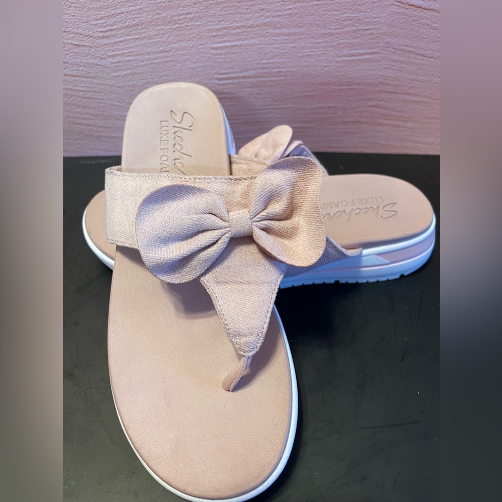 Skechers Luxe Foam Sandals Light Pink